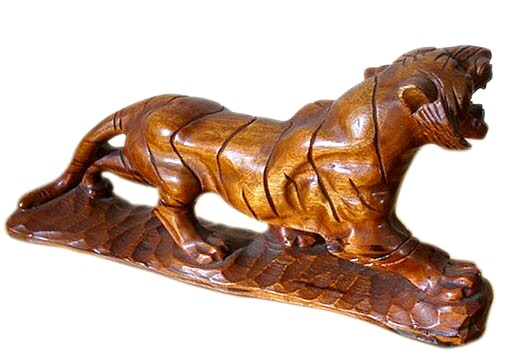 тигр на охоте, деревянная скульптура, Япония, 1920-40-е гг.