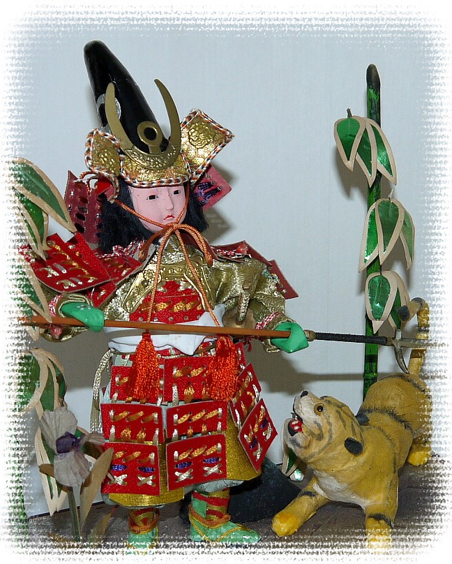японская антикварная кукла САМУРАЙ с ТИГРОМ. Японский антиквариат.