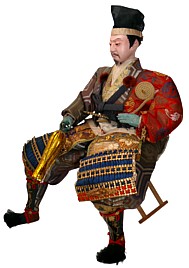 японская кукла СЕГУН, сидящий на походном стуле