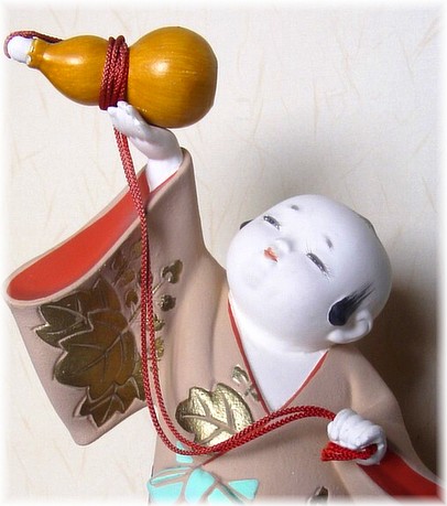 мальчик с тыквой-горлянкой, японская  статуэтка, 1960-е гг..