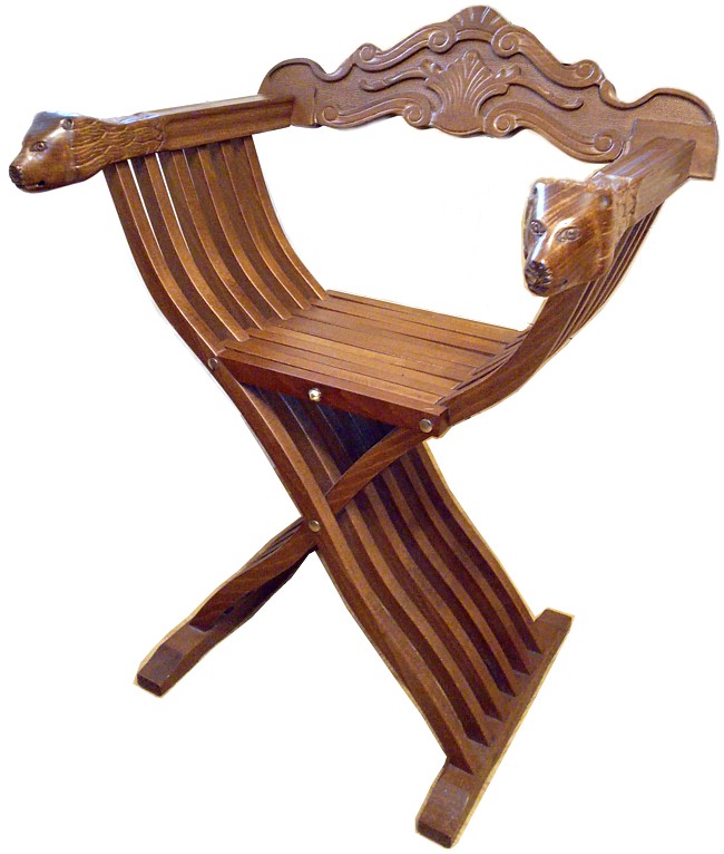 японское резное складное кресло с подлокотниками в виде львиных голов