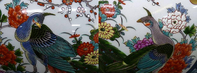 деталь росписи на японской старинной вазе