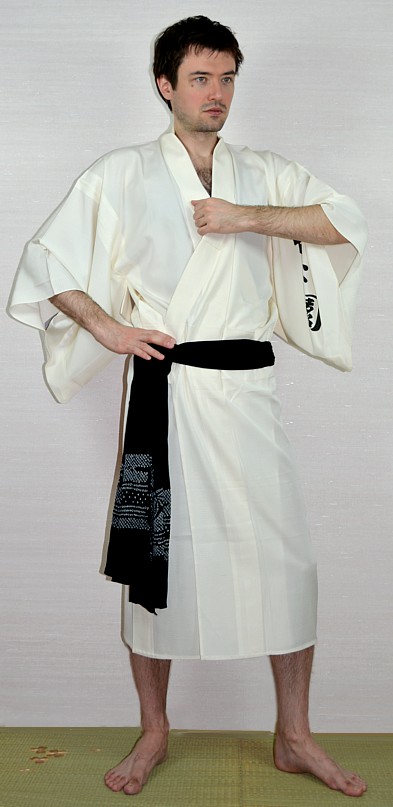японский шелковый пояс оби и винтажное кимоно