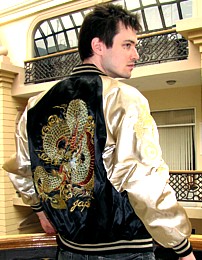 мужская куртка бомбер  с вышивкой в стиле якудза, сделано в Японии