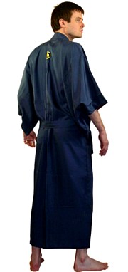мужской халат- кимоно из натурального шелка с вышивкой и подкладкой, сделано в Японии
