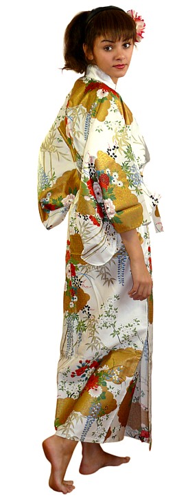 японское кимоно Золотые Облака, белое, хлопок 100%
