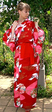 японское кимоно из хлопка - комфортная и элегантная одежда для дома