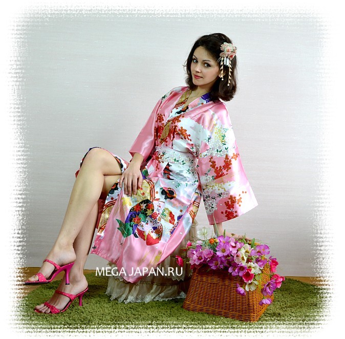 халатик кимоно в японском стиле - удобная  одежда для дома