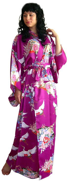 японское кимоно из изк. шелка
