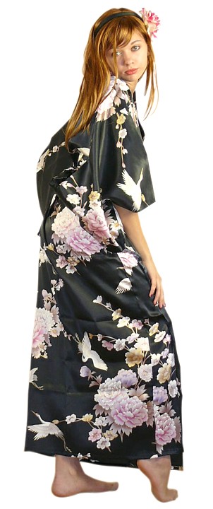японский шелковый халат кимоно, сделано в Японии