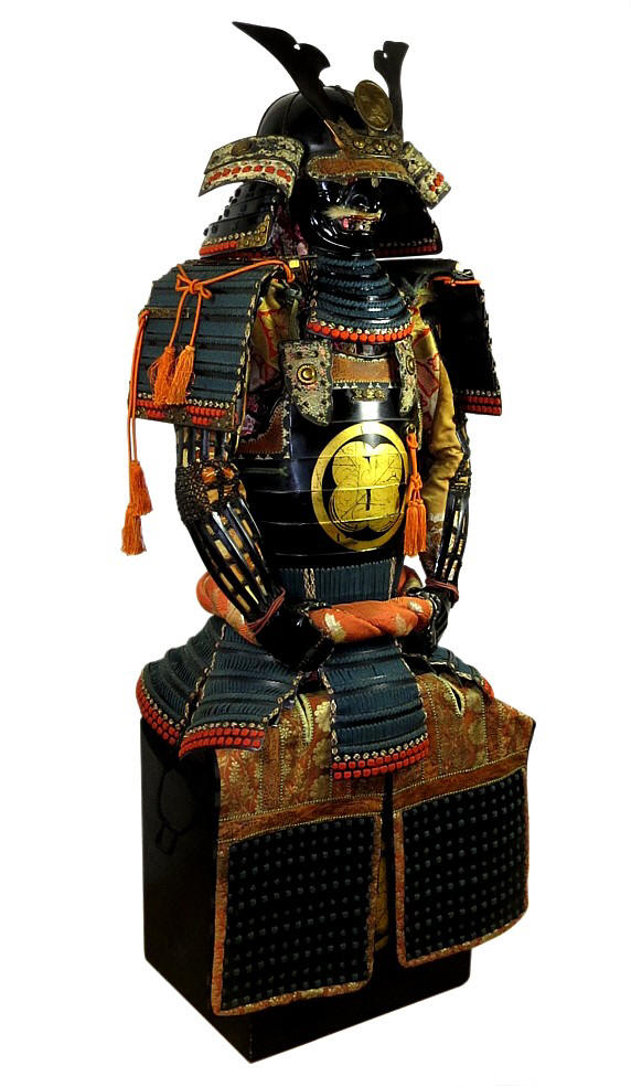 антикварные доспехи самурая всадника эпохи Эдо