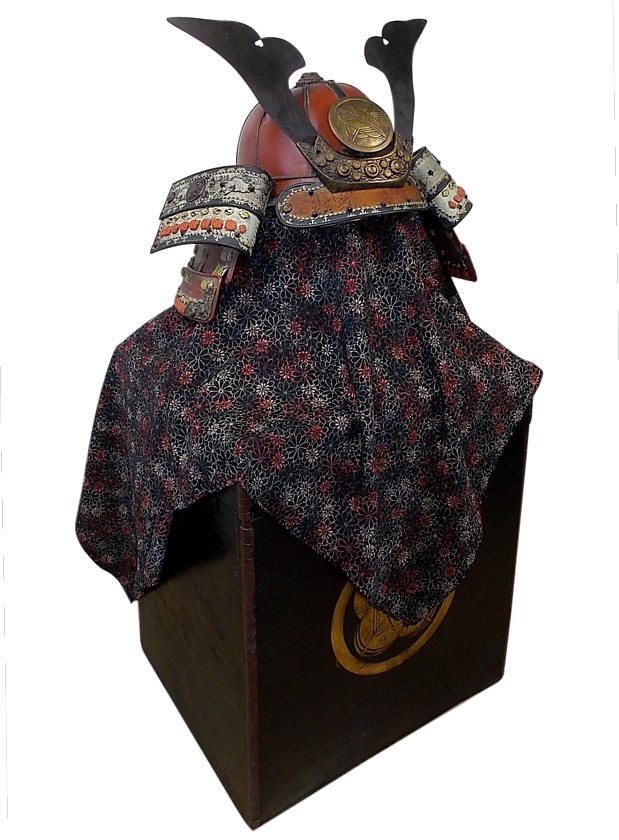 антикварный защитный шлем самурая - КАБУТО