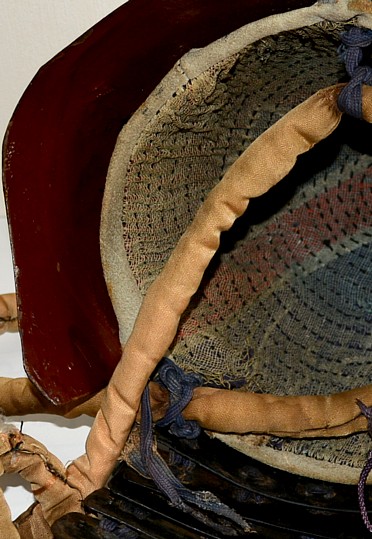 шлем самурая - кабуто, деталь внутренней части 