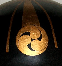 герб самурайского клана Имагава на дзингаса