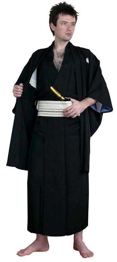 японская традиционная мужская одежда: кимоно, хаори и пояс оби