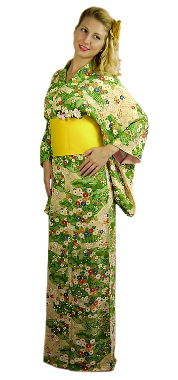 традиционное японское шелковое кимоно, 1950-е гг.