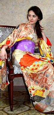 винтажное шелковое японское кимоно с вышивкой, 1980-е гг.