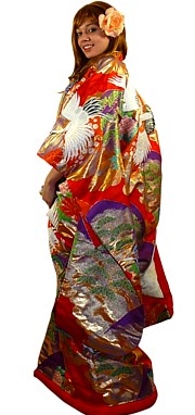 Японское свадебное кимоно-накидка УЧИКАКЭ 